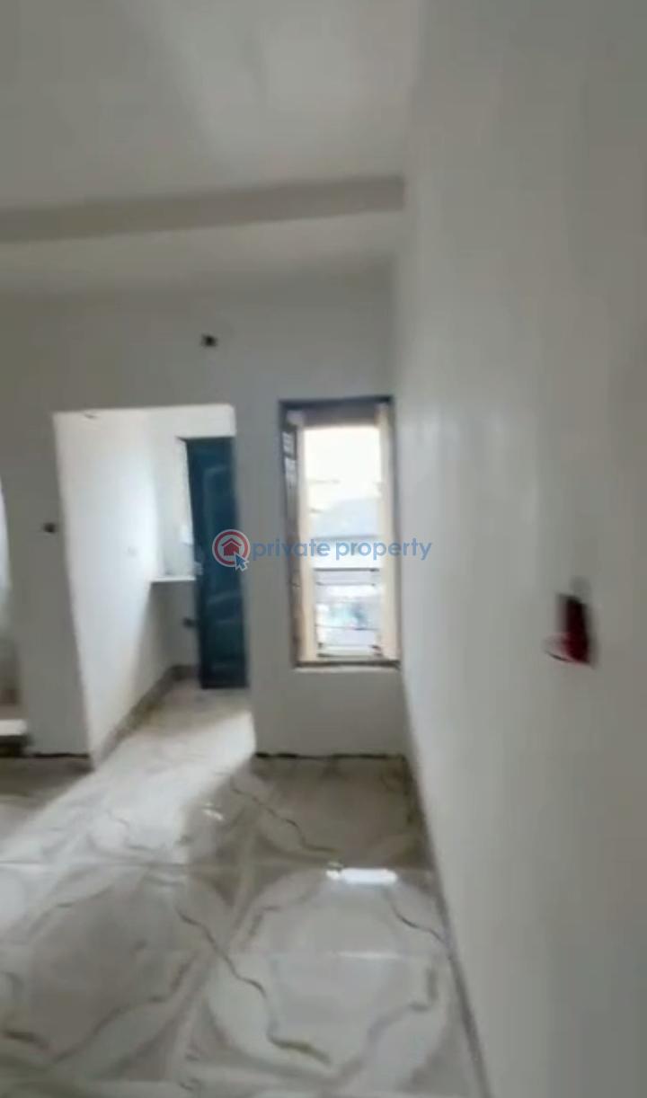 1 bedroom Self Contain For Rent Shomolu Lagos - 2