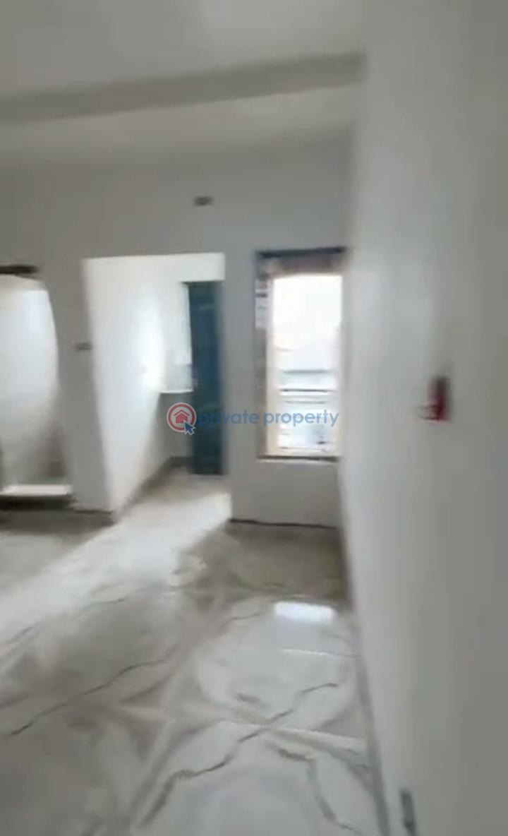 1 bedroom Self Contain For Rent Shomolu Lagos - 4