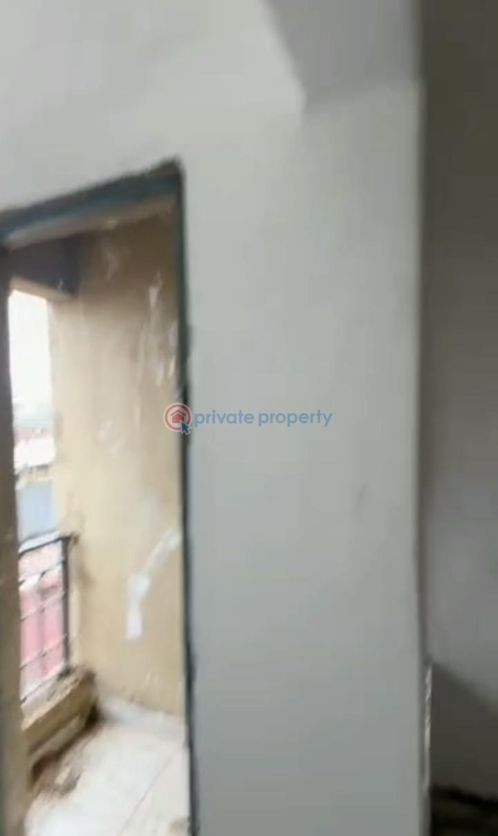 1 bedroom Self Contain For Rent Shomolu Lagos - 5