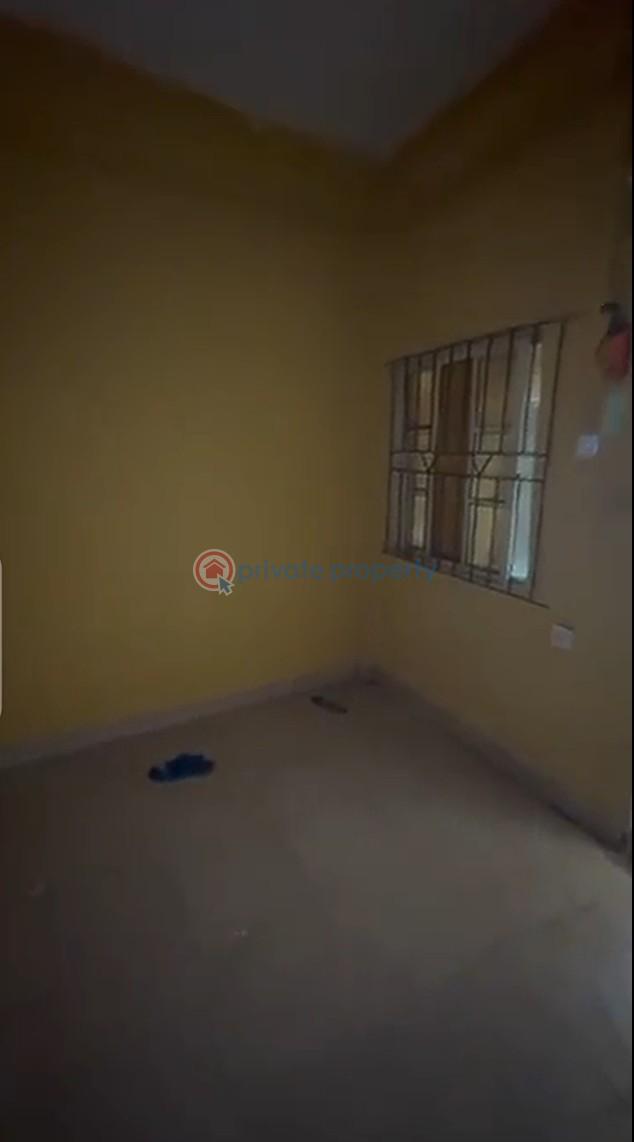 1 bedroom Self Contain For Rent Abule Oja Yaba Lagos - 1