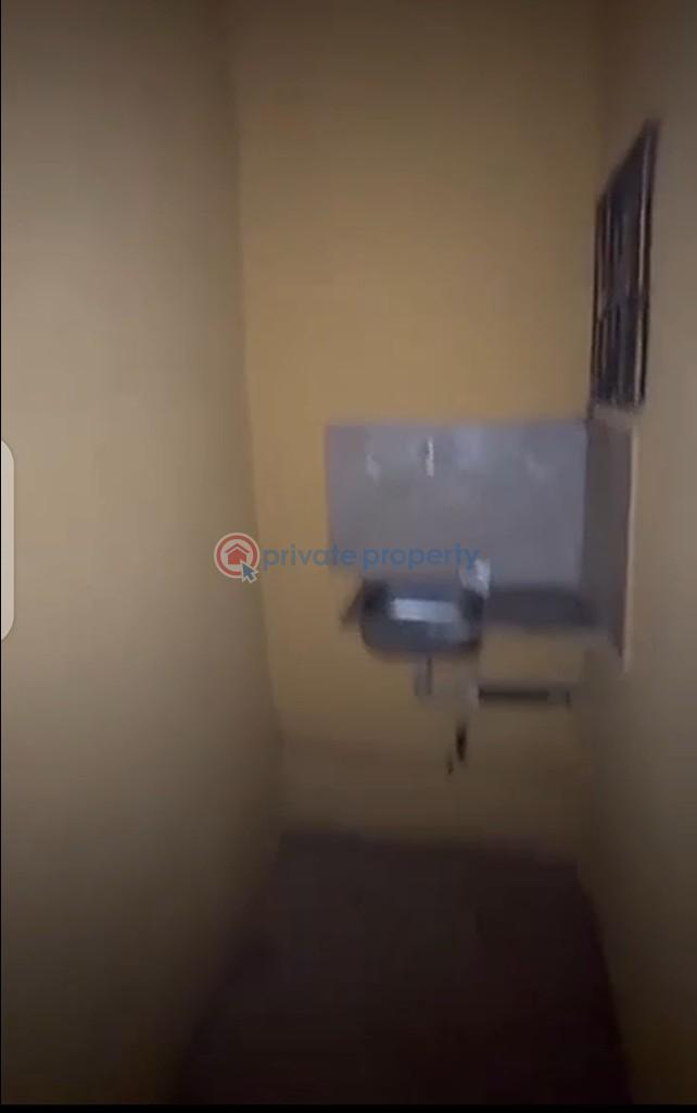 1 bedroom Self Contain For Rent Abule Oja Yaba Lagos - 3