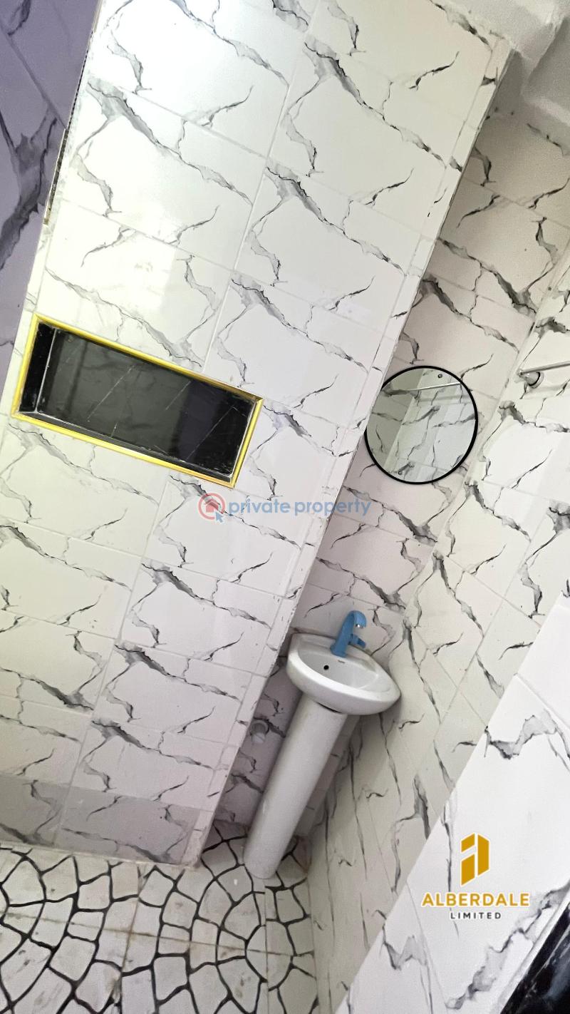 Self Contain For Rent Alapere Kosofe/Ikosi Lagos - 2