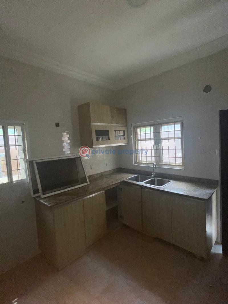 4 bedroom Semi detached Duplex For Rent Lekki Phase 2 Lagos - 2