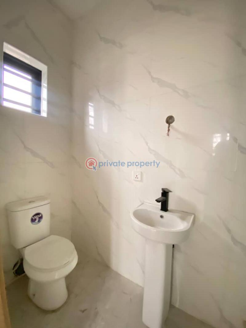 4 bedroom Semi detached Duplex For Sale Chevron Drive Lekki Lagos - 5