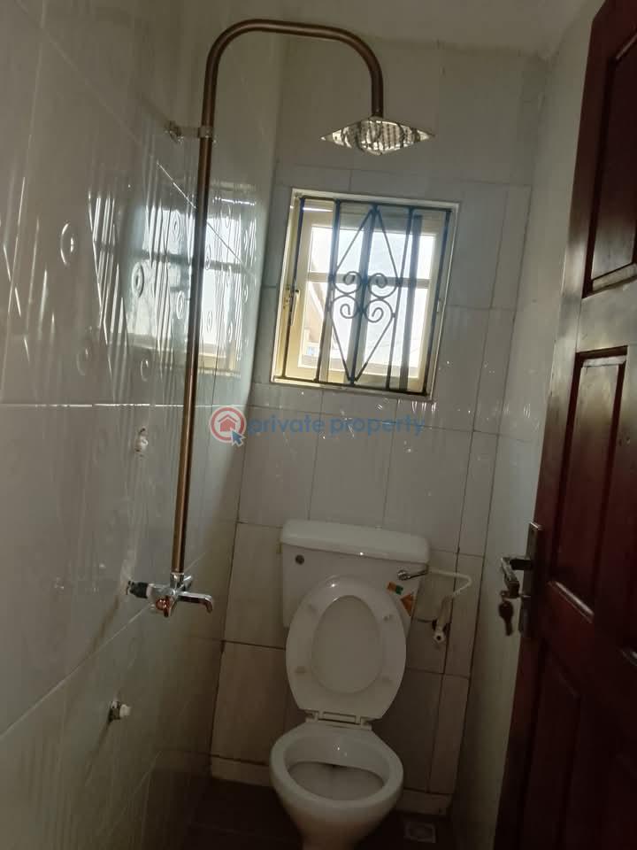 2 bedroom Block Of Flats For Rent Pakuro Lotto Ibafo Ogun area  - 11