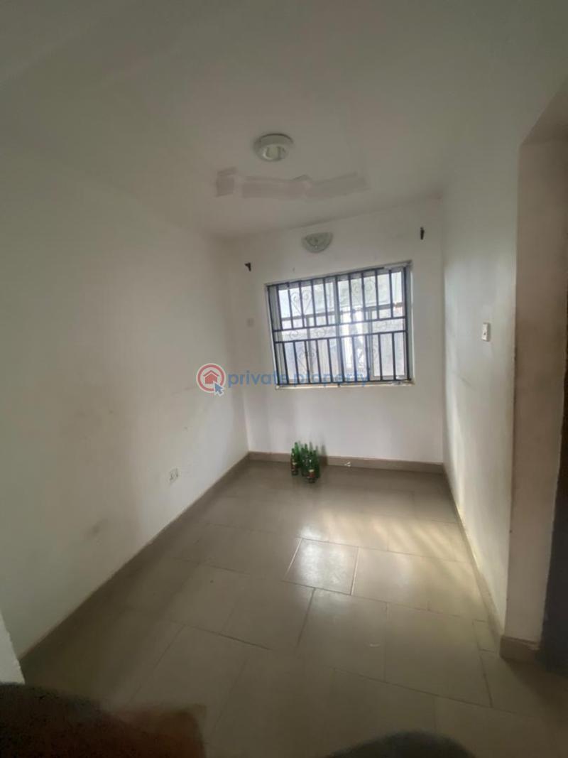 2 bedroom Block Of Flats For Rent Yidi Elebu Akala Express Ibadan Oyo - 6