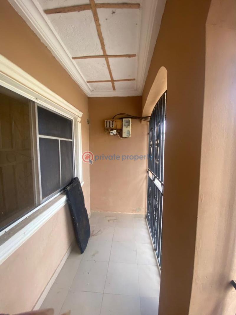 2 bedroom Block Of Flats For Rent Yidi Elebu Akala Express Ibadan Oyo - 2