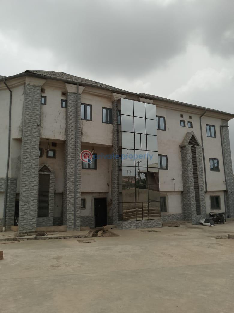 10 bedroom Hotel For Sale Akute Ifo Ogun