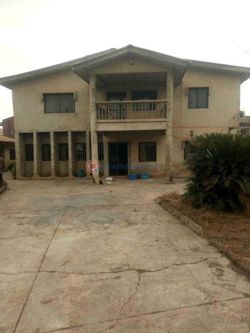 House For Sale Road 4, Omolayo Estate Akobo Ibadan Ibadan Oyo - 3