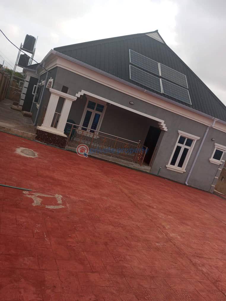 5 bedroom Bungalow For Rent Ilero Christ High School Akala Express Ibadan Oyo - 2