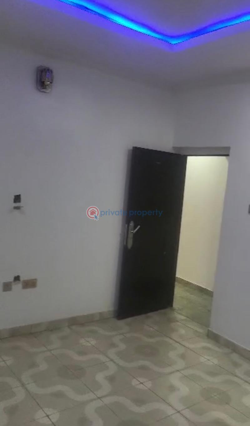 2 bedroom Flat & Apartment For Rent Oworonshoki Gbagada Lagos - 0