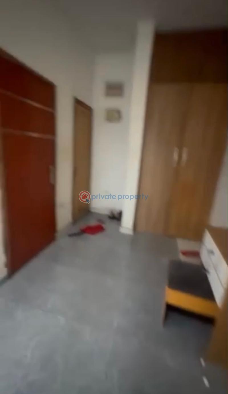1 bedroom Self Contain For Rent Off Pedro Road Shomolu Lagos - 0