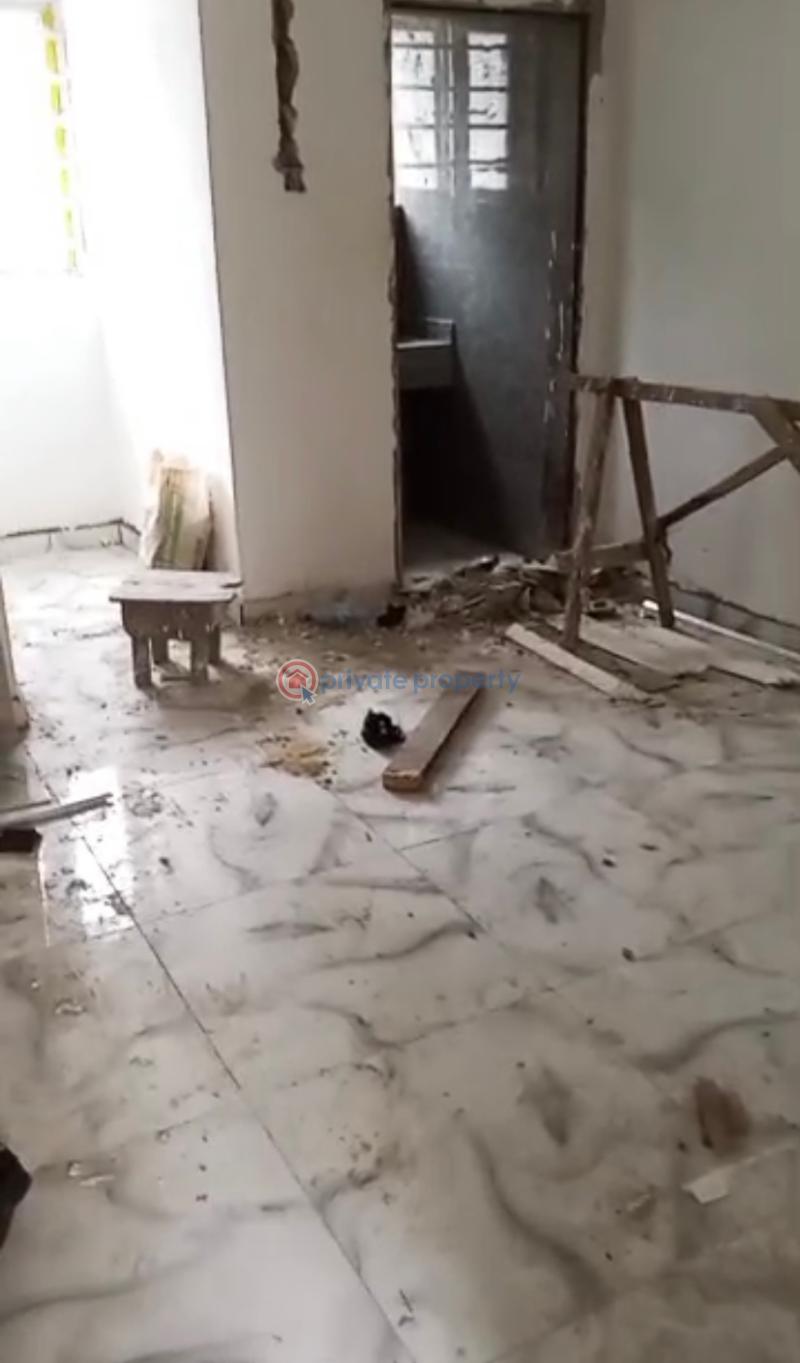 1 bedroom Self Contain For Rent Off Market Street Shomolu Lagos - 0