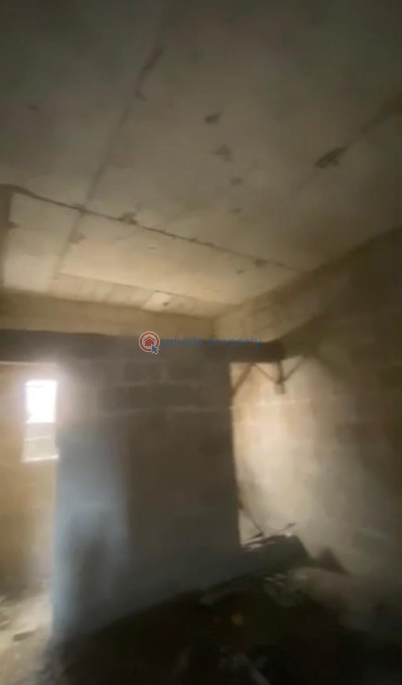 1 bedroom Self Contain For Sale Apata Shomolu Lagos - 1