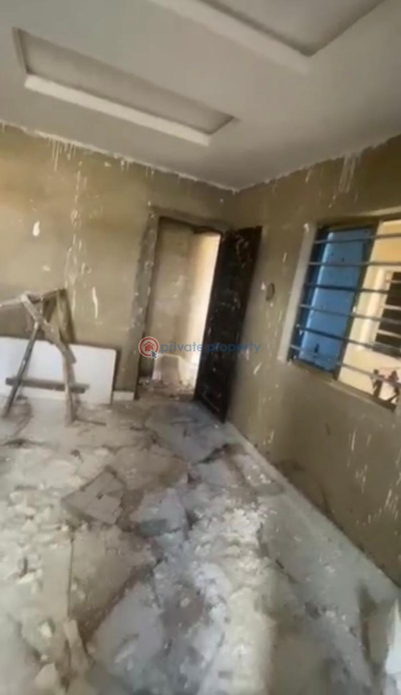 1 bedroom Studio Apartment For Rent Soluyi Gbagada Lagos - 5