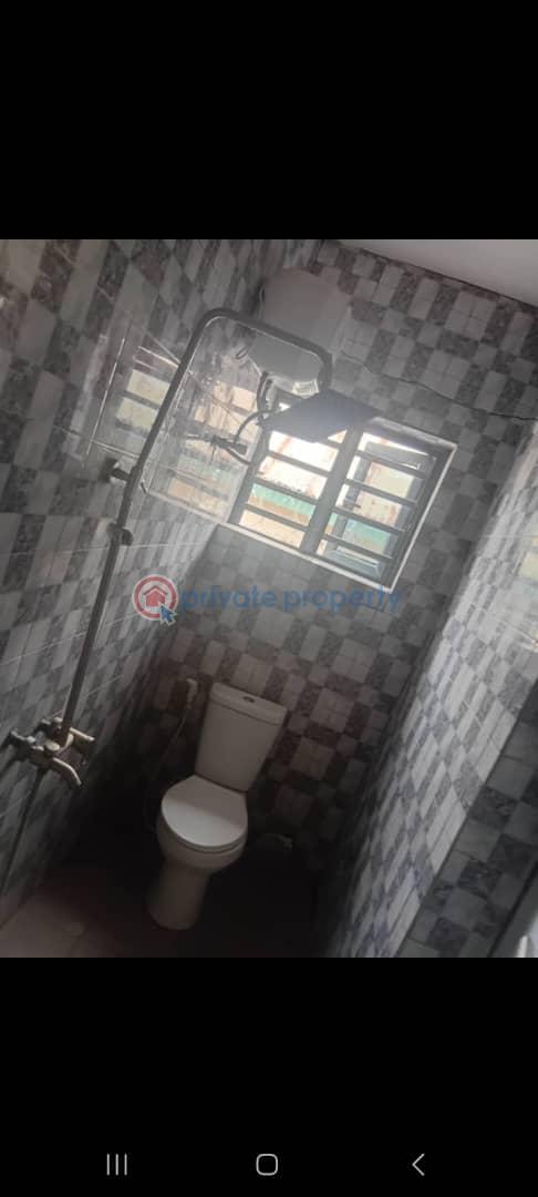 1 bedroom Mini Flat For Rent Alaaka Elebu Ibadan Oyo - 2