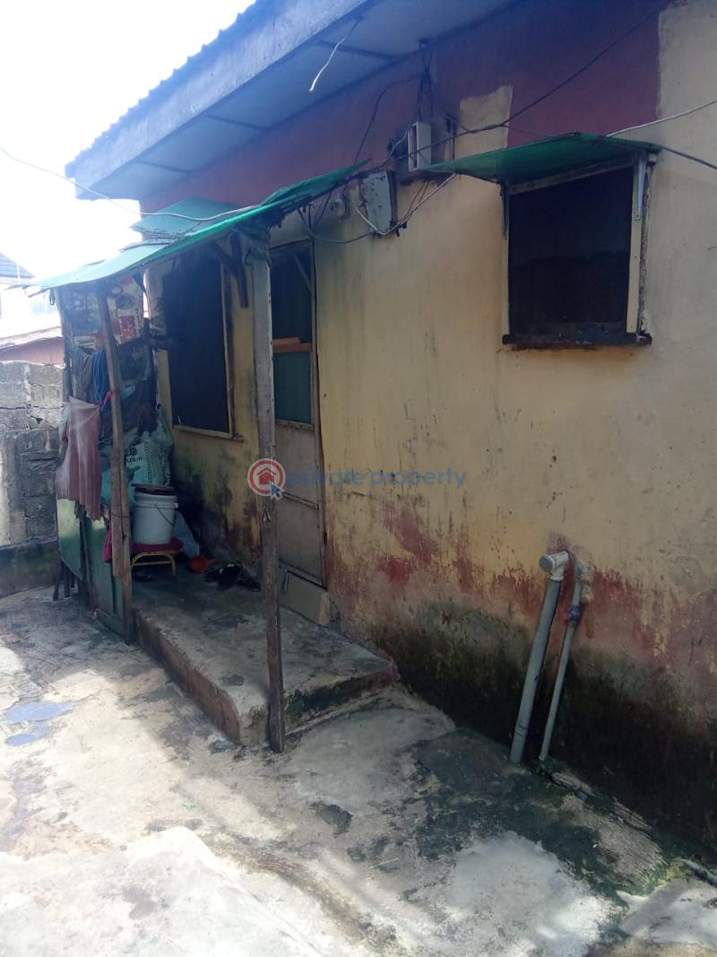 Bungalow For Sale Yaba Lagos - 1