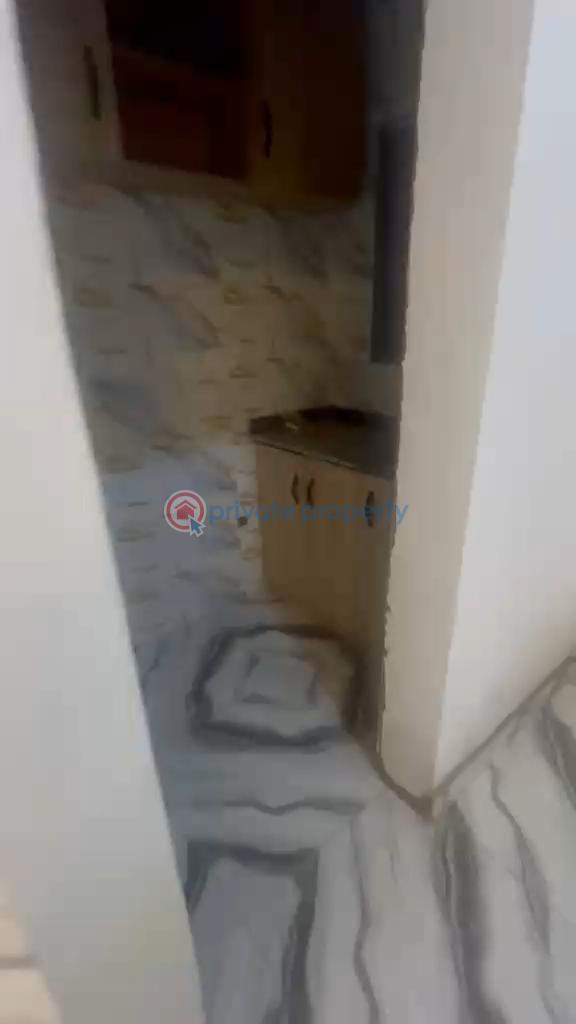 1 bedroom Self Contain For Rent Off Morocco Road Onipanu Shomolu Lagos - 5