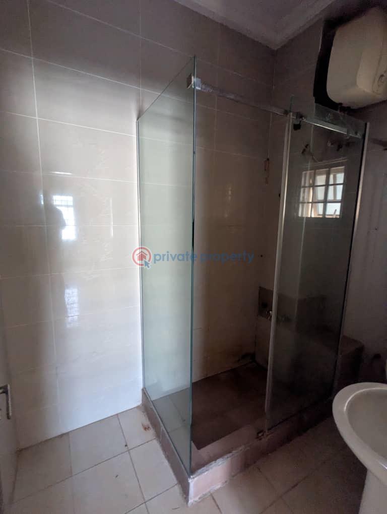 2 bedroom Block Of Flats For Rent Jahi Gilmore Jahi Abuja Phase 2  - 4