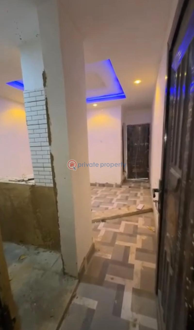 1 bedroom Mini Flat For Rent New Garage Gbagada Lagos - 1