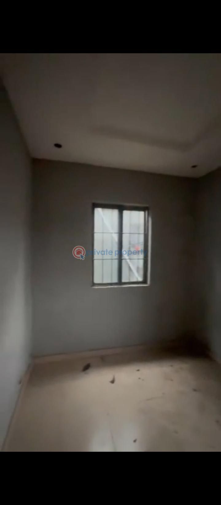 2 bedroom Block Of Flats For Rent Off Ilaje Rd Bariga Lagos Shomolu Lagos - 2