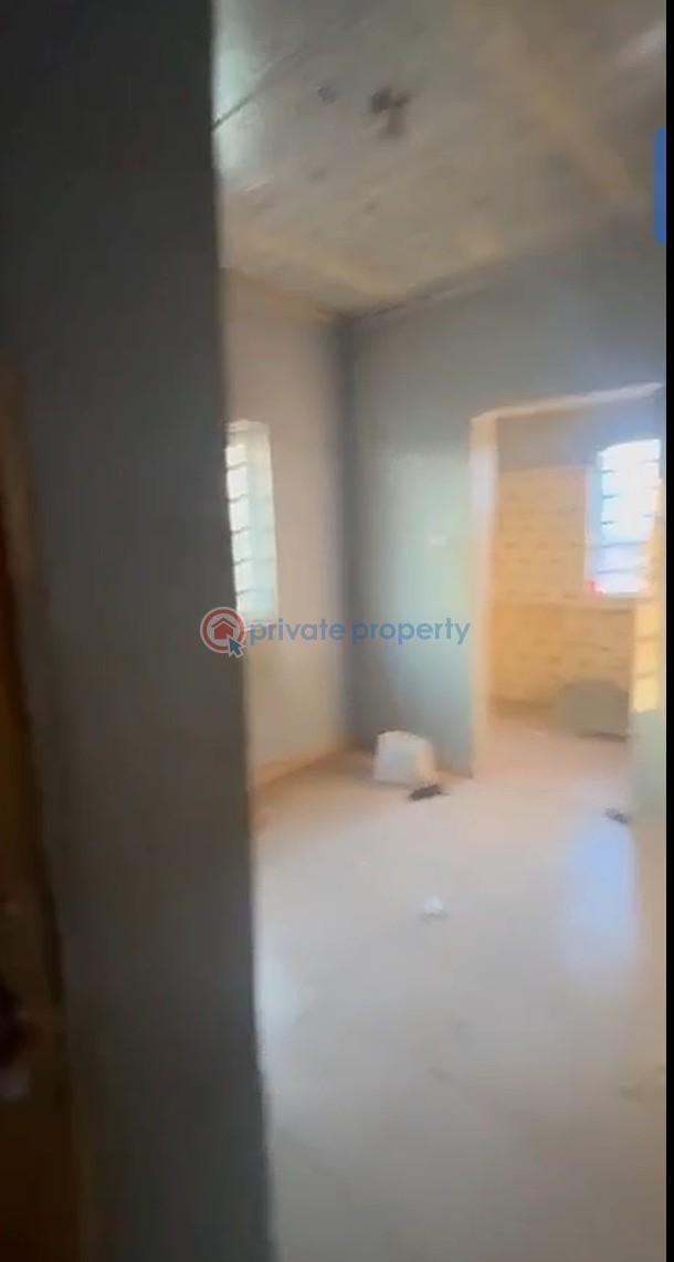 1 bedroom Self Contain For Rent Bariga Shomolu Lagos - 2