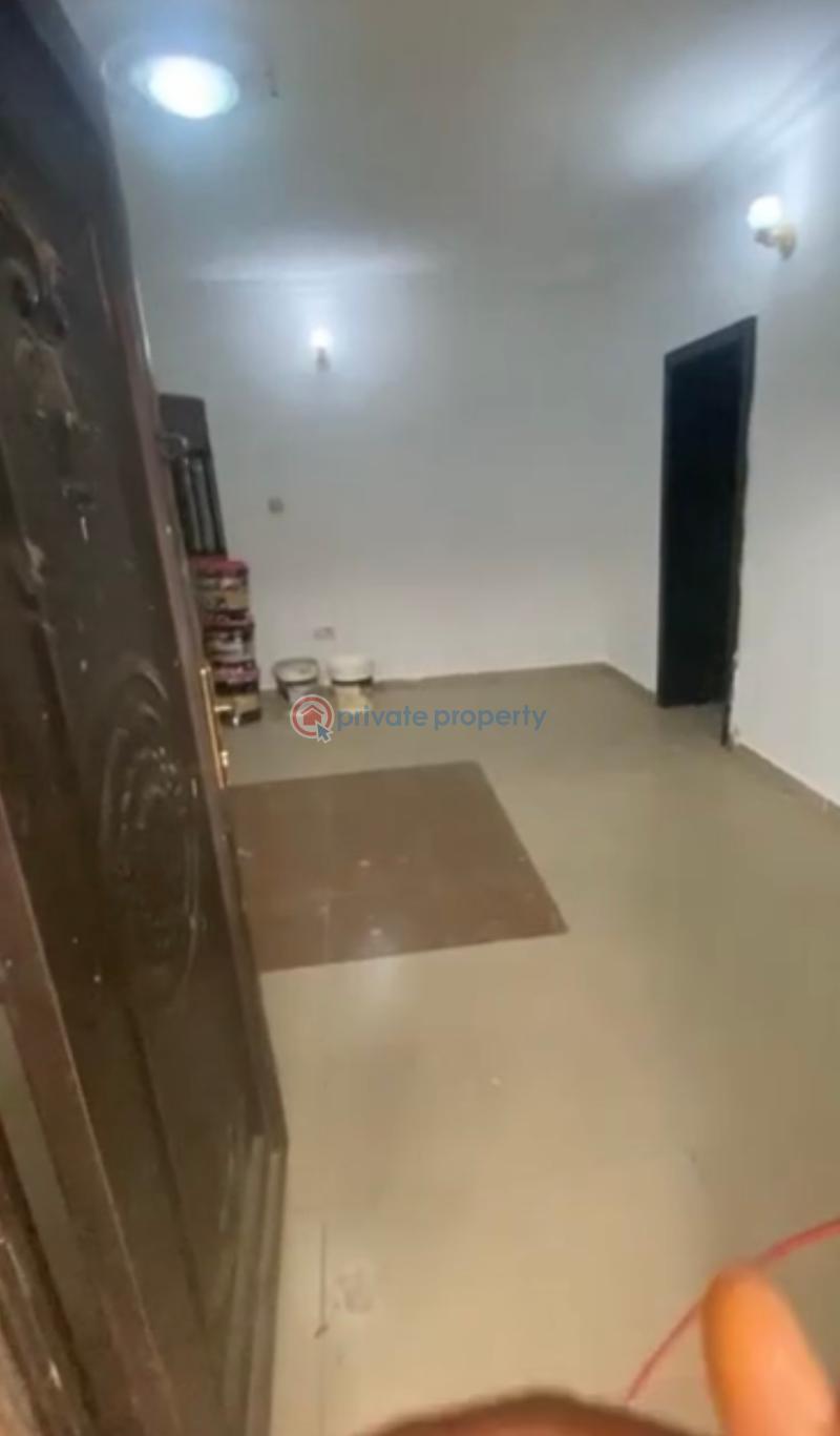 3 bedroom Flat & Apartment For Rent Fola Agoro Yaba Lagos - 0