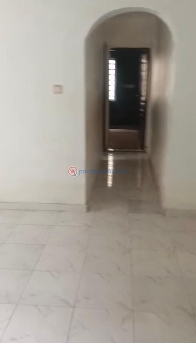 2 bedroom Flat & Apartment For Rent Adekunle Yaba Lagos - 0