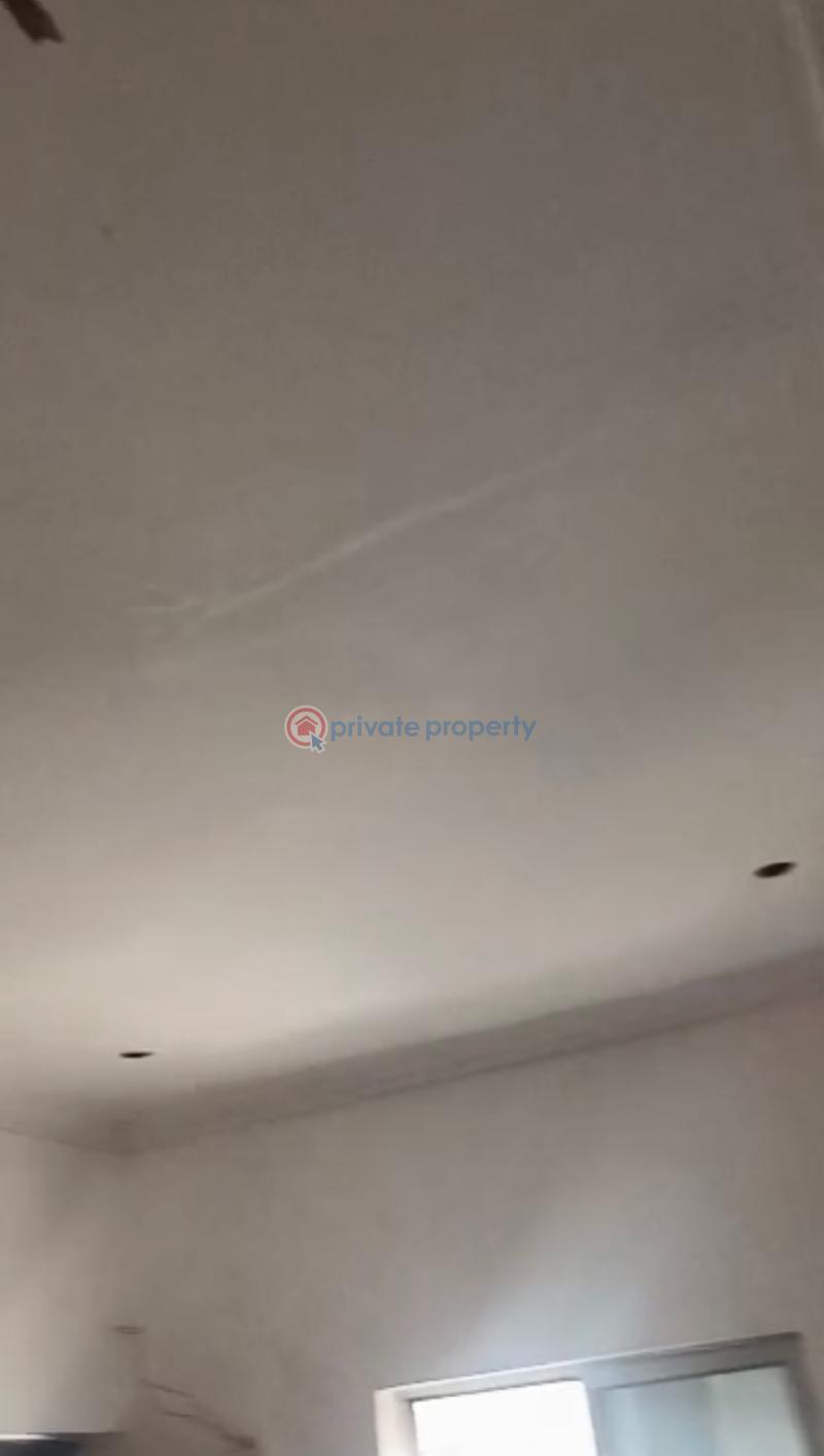 A standard, very spacious  mini flat - 1 1 bedroom Mini Flat For Rent Off Apata Shomolu Lagos - 1