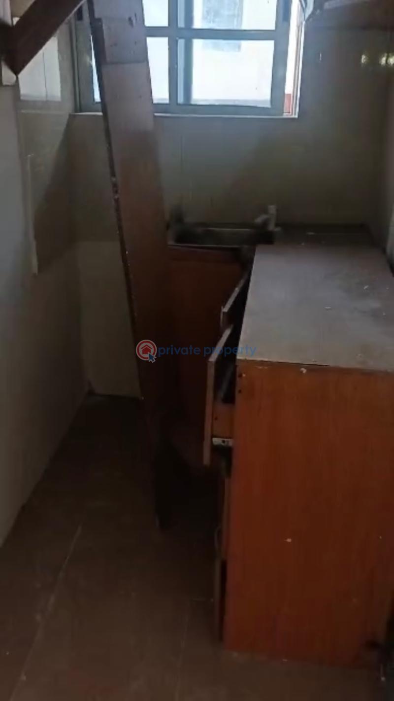 A standard, very spacious  mini flat - 7 1 bedroom Mini Flat For Rent Off Apata Shomolu Lagos - 7