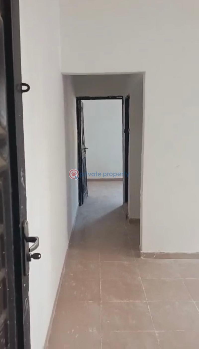 A standard, very spacious  mini flat - 0 1 bedroom Mini Flat For Rent Off Apata Shomolu Lagos - 0