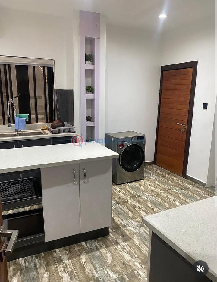 3 bedroom Block Of Flats For Sale Ikeja GRA Lagos - 2