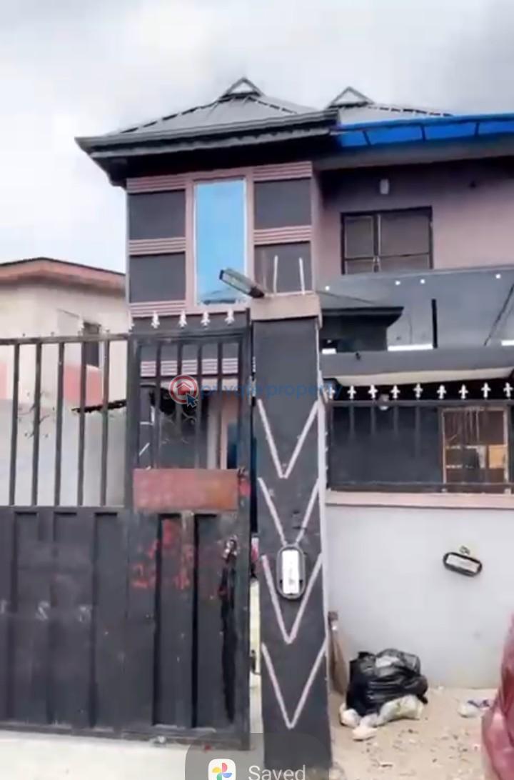 6 bedroom Flat & Apartment For Sale Alapere Kosofe/Ikosi Lagos - 1