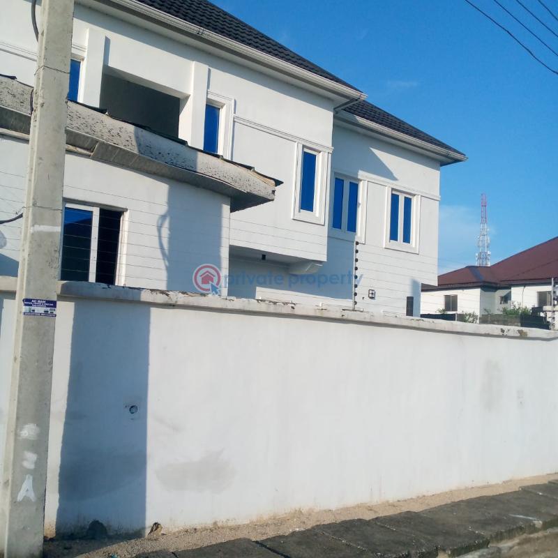 6 bedroom Townhouse For Sale Seaside Estate Badore Ajah Lagos - 1
