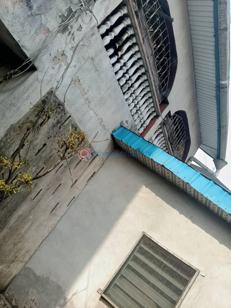 10 bedroom Townhouse For Sale Common Wealth Estate Ado Ajah Lagos - 3