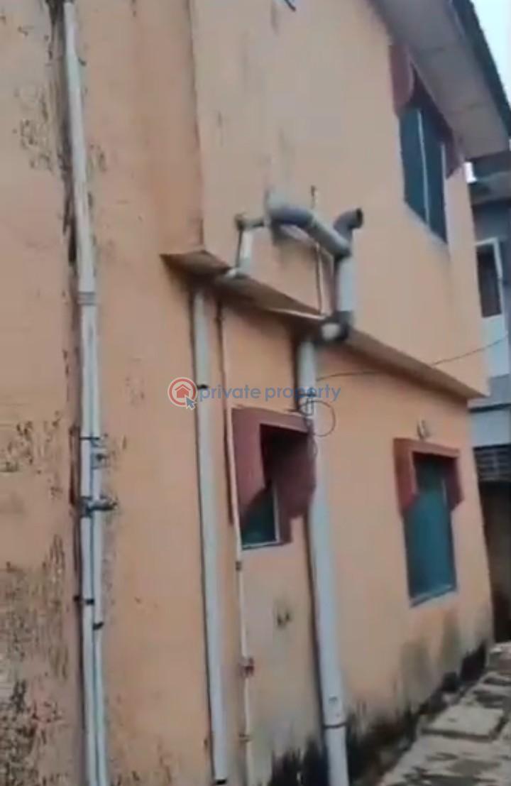 4 bedroom Flat & Apartment For Sale Ijegun Alimosho Lagos - 4