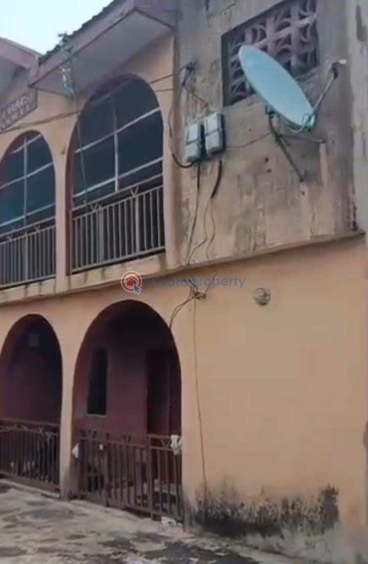 4 bedroom Flat & Apartment For Sale Ijegun Alimosho Lagos - 2