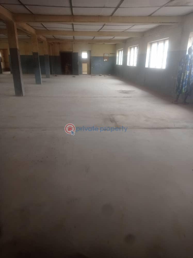 Warehouse For Sale Molete/anfani Road Molete Ibadan Oyo - 4