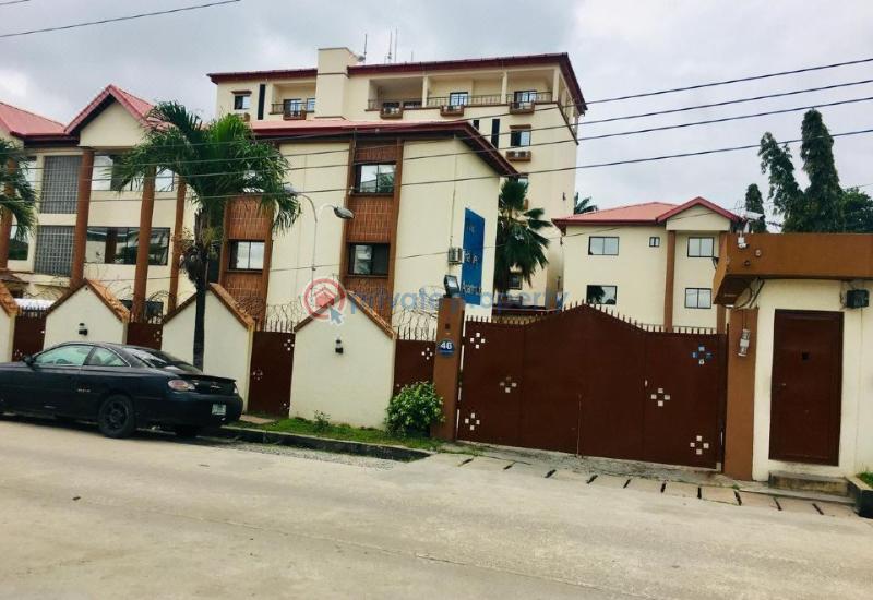 A strategically located hotel on 7 floors, in the high-brow area - 0 10 bedroom Hotel For Sale Waziri Ibrahim Victoria Island Lagos - 0