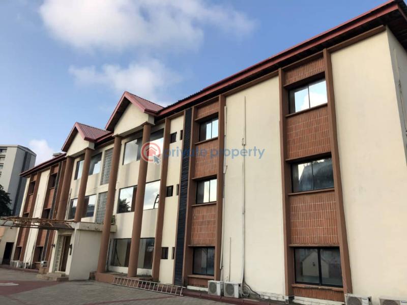 A strategically located hotel on 7 floors, in the high-brow area - 4 10 bedroom Hotel For Sale Waziri Ibrahim Victoria Island Lagos - 4