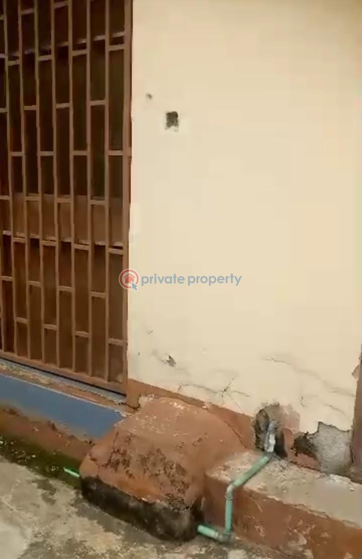 10 bedroom Townhouse For Sale New Oko Oba Oko Oba Agege Lagos - 3