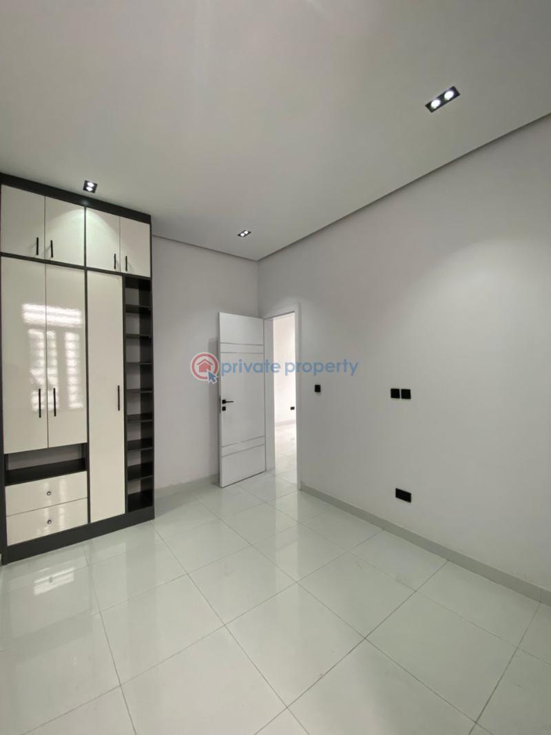 4 bedroom Semi detached Duplex For Sale Ikota Lekki Lagos - 3