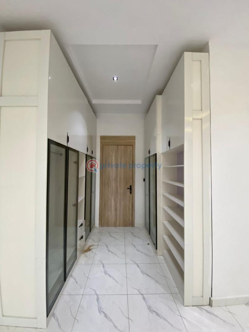 5 bedroom Detached Duplex For Sale Sangotedo Ajah Lagos - 1