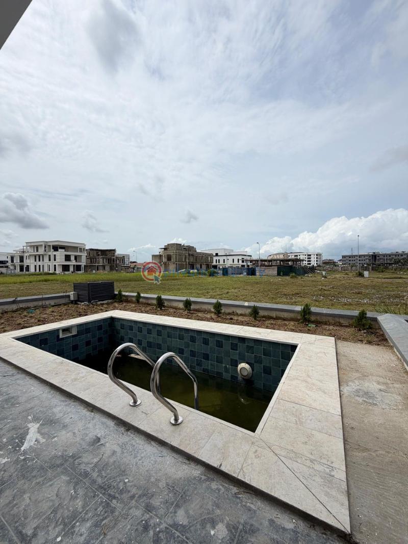 5 bedroom Semi detached Duplex For Sale Ikate Lekki Lagos - 9