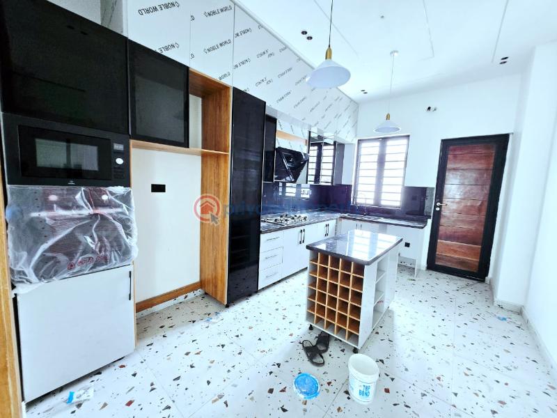 4 bedroom Detached Duplex For Sale Orchid Road Chevron Drive Lekki Lagos - 11