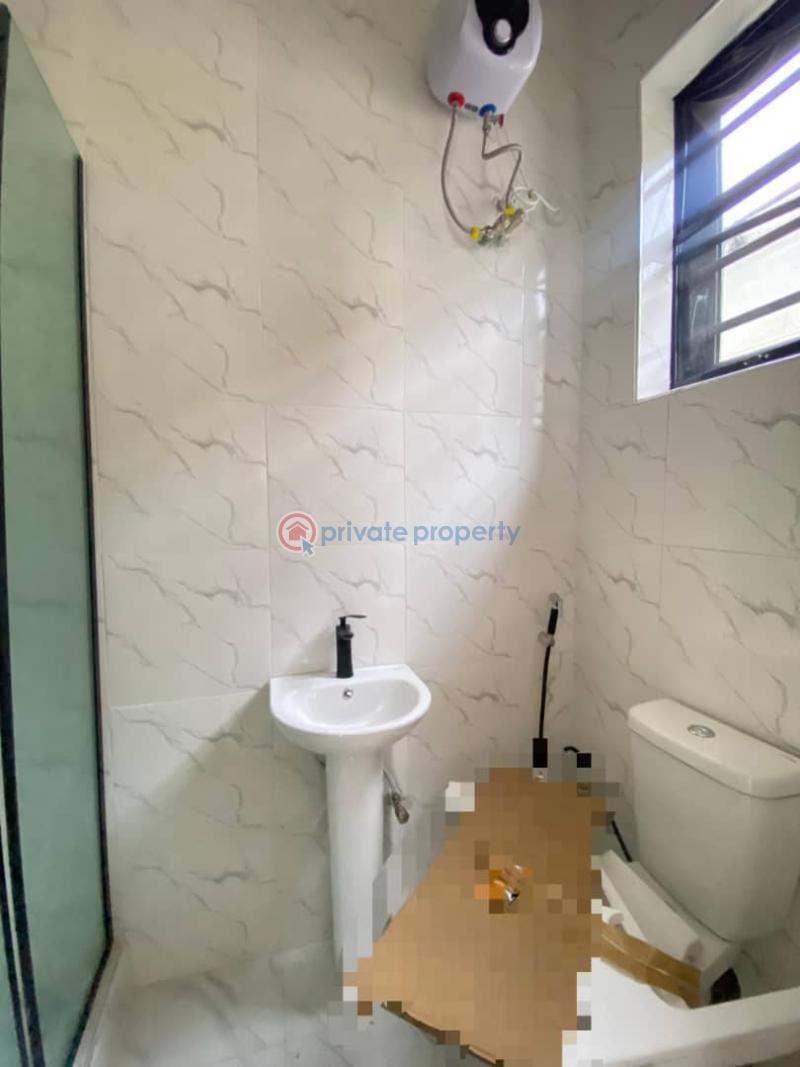 4 bedroom Semi detached Duplex For Sale Chevron Drive Lekki Lagos - 12
