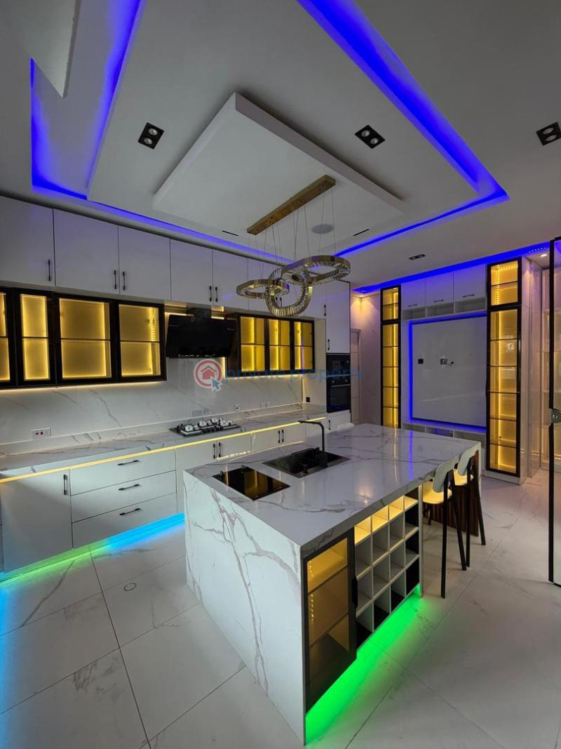 6 bedroom Detached Duplex For Sale Ikate Lekki Lagos - 1