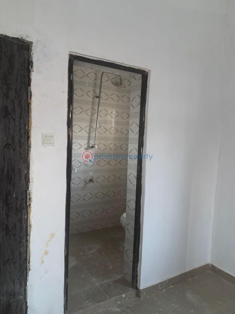 3 bedroom Block Of Flats For Rent Newland Estate, Alaaka, Elebu Akala Express Ibadan Oyo - 6