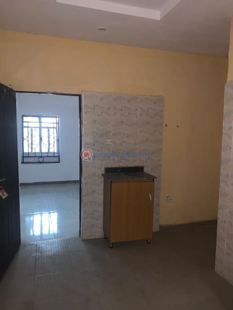 3 bedroom Block Of Flats For Rent Newland Estate, Alaaka, Elebu Akala Express Ibadan Oyo - 5