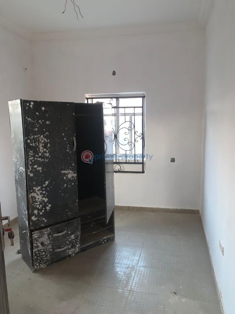 3 bedroom Block Of Flats For Rent Newland Estate, Alaaka, Elebu Akala Express Ibadan Oyo - 11
